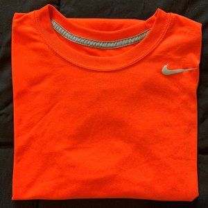 Nike Dri-Fit Short Sleeve Shirt - Orange